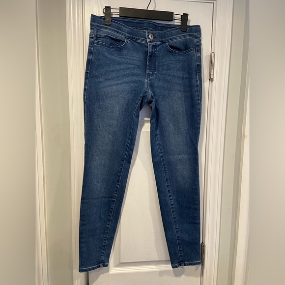 J. Jill Denim Size 6 Medium Wash Soft Stretchy 5-Pocket Leggings Skinny Jeans - Picture 1 of 12